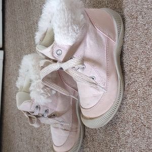 OshKosh girls winter boots